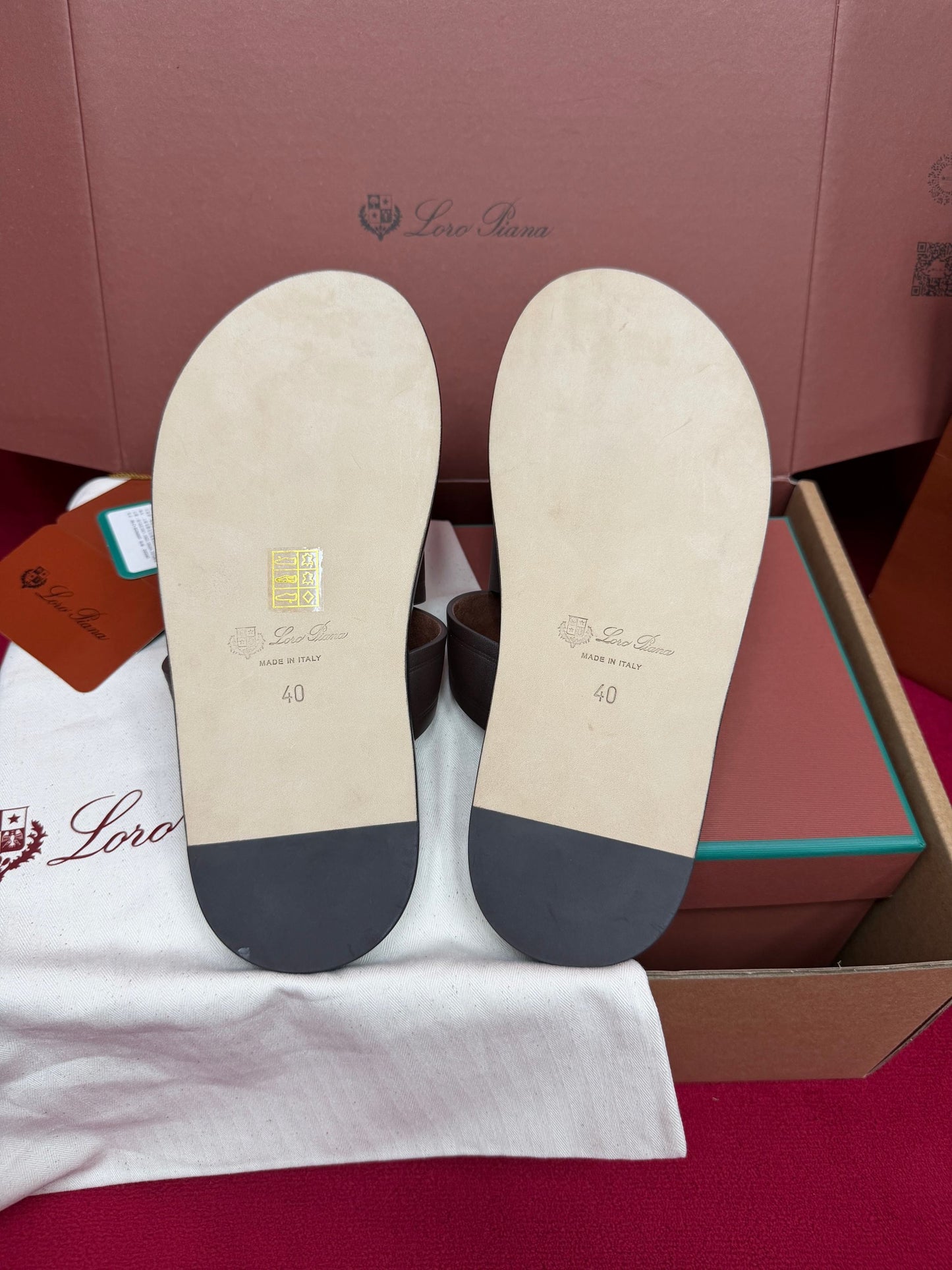 LP Sandals
