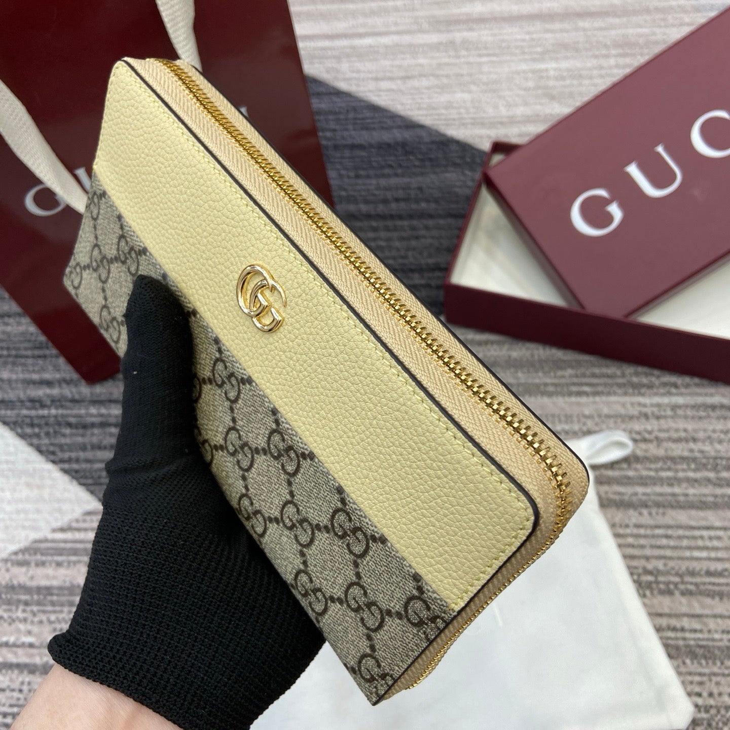 Gucci Long Wallet