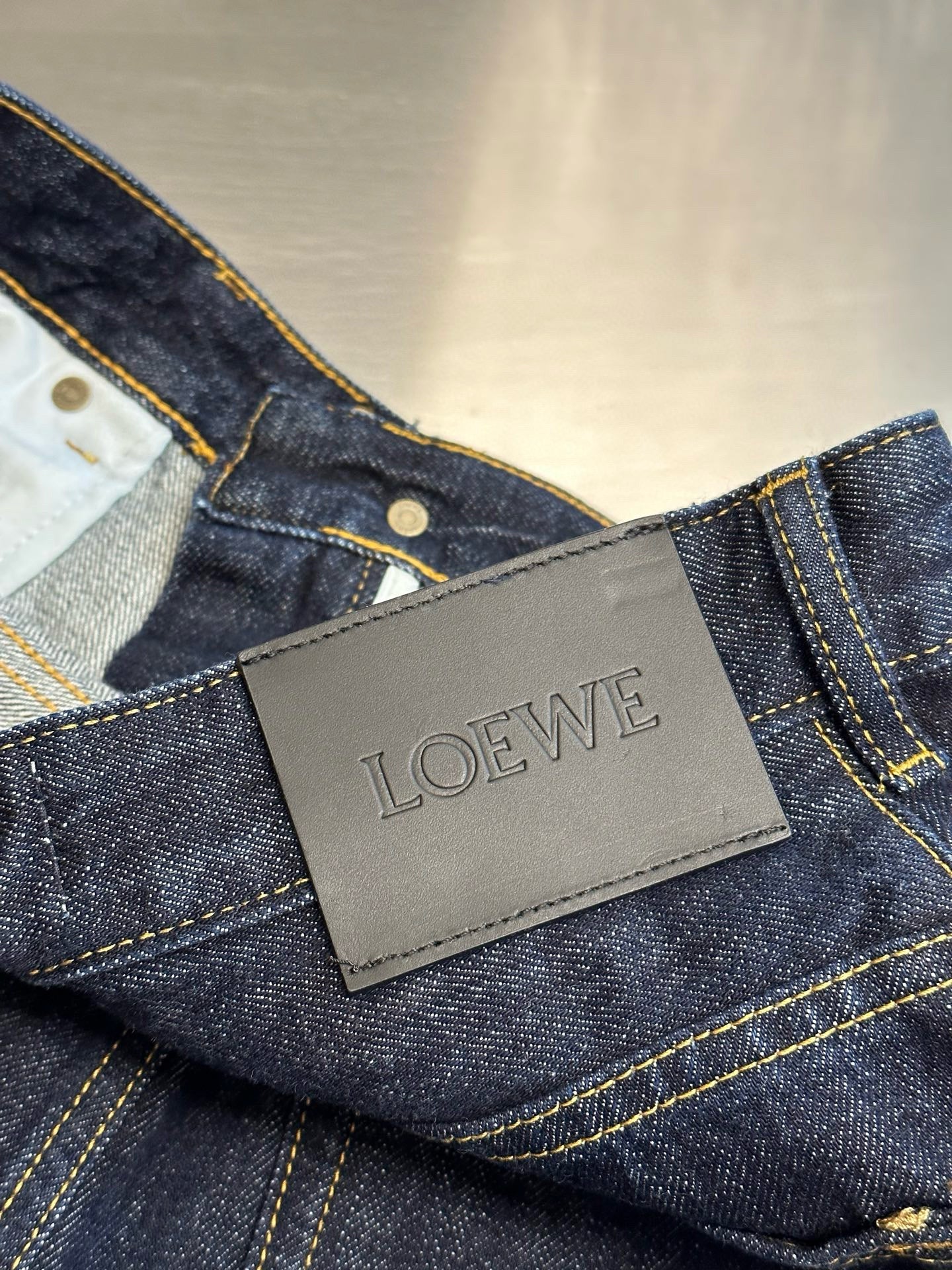 Loewe Jean