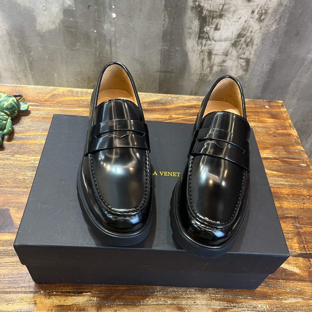 BV Loafer