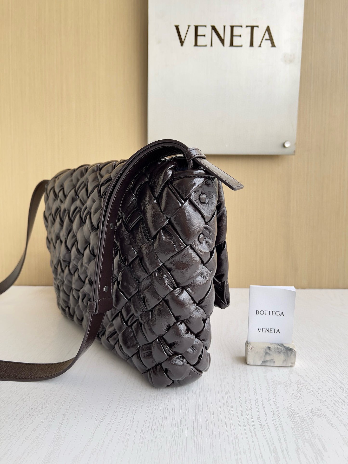 BV Foulard Rumple Messenger Bag