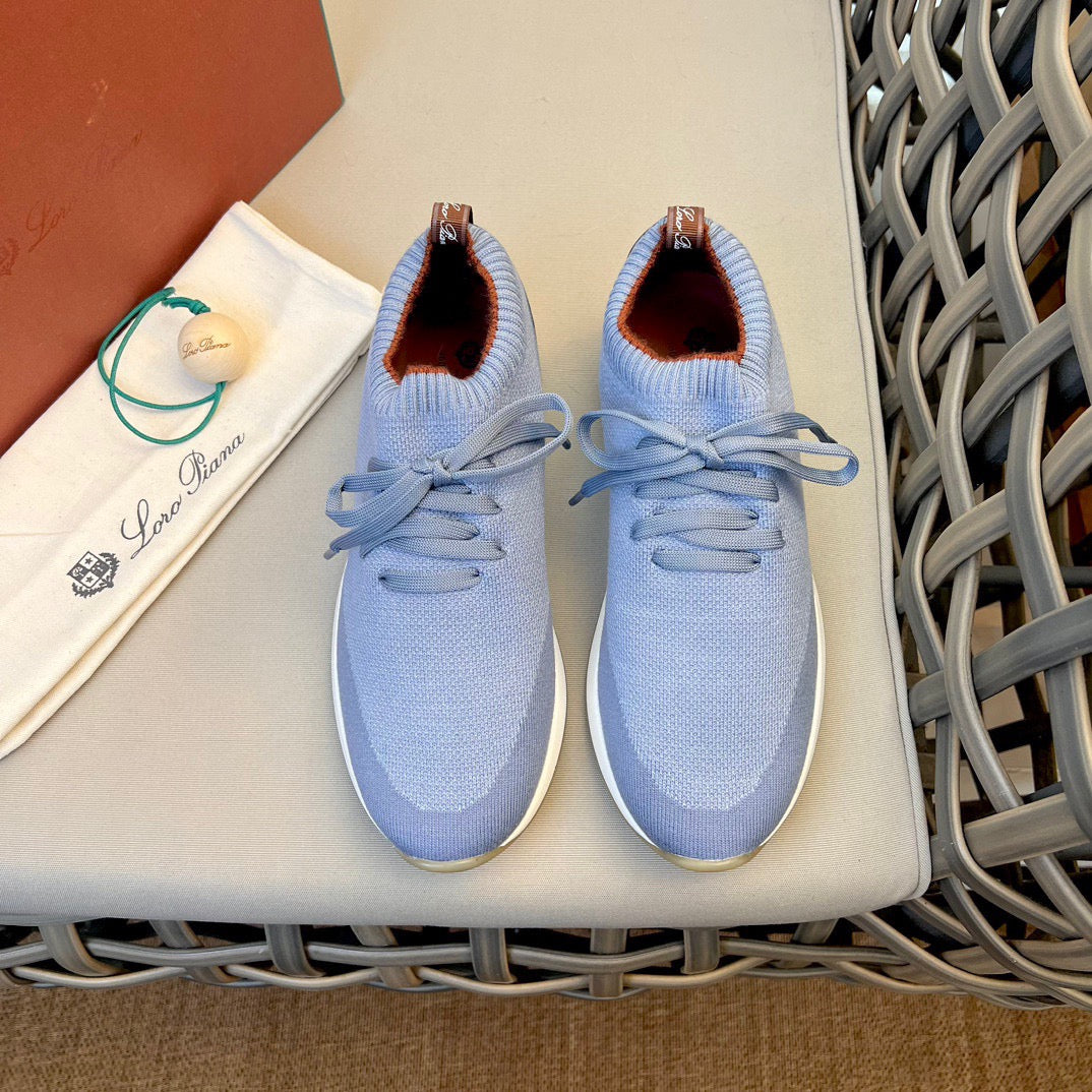 LP Sneakers