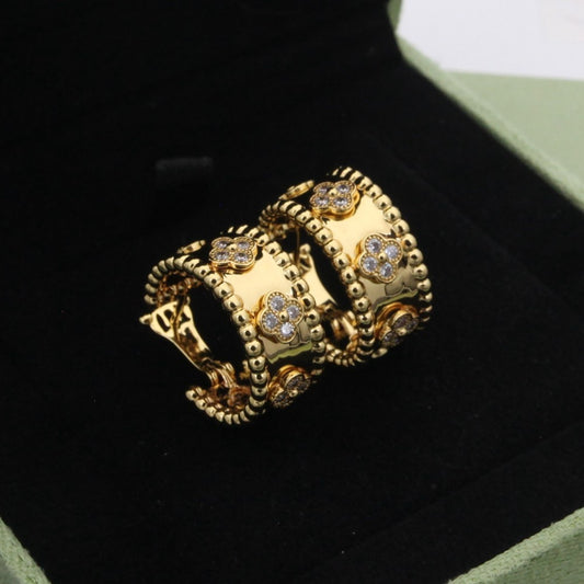 Van Cleef & Arpels Earrings