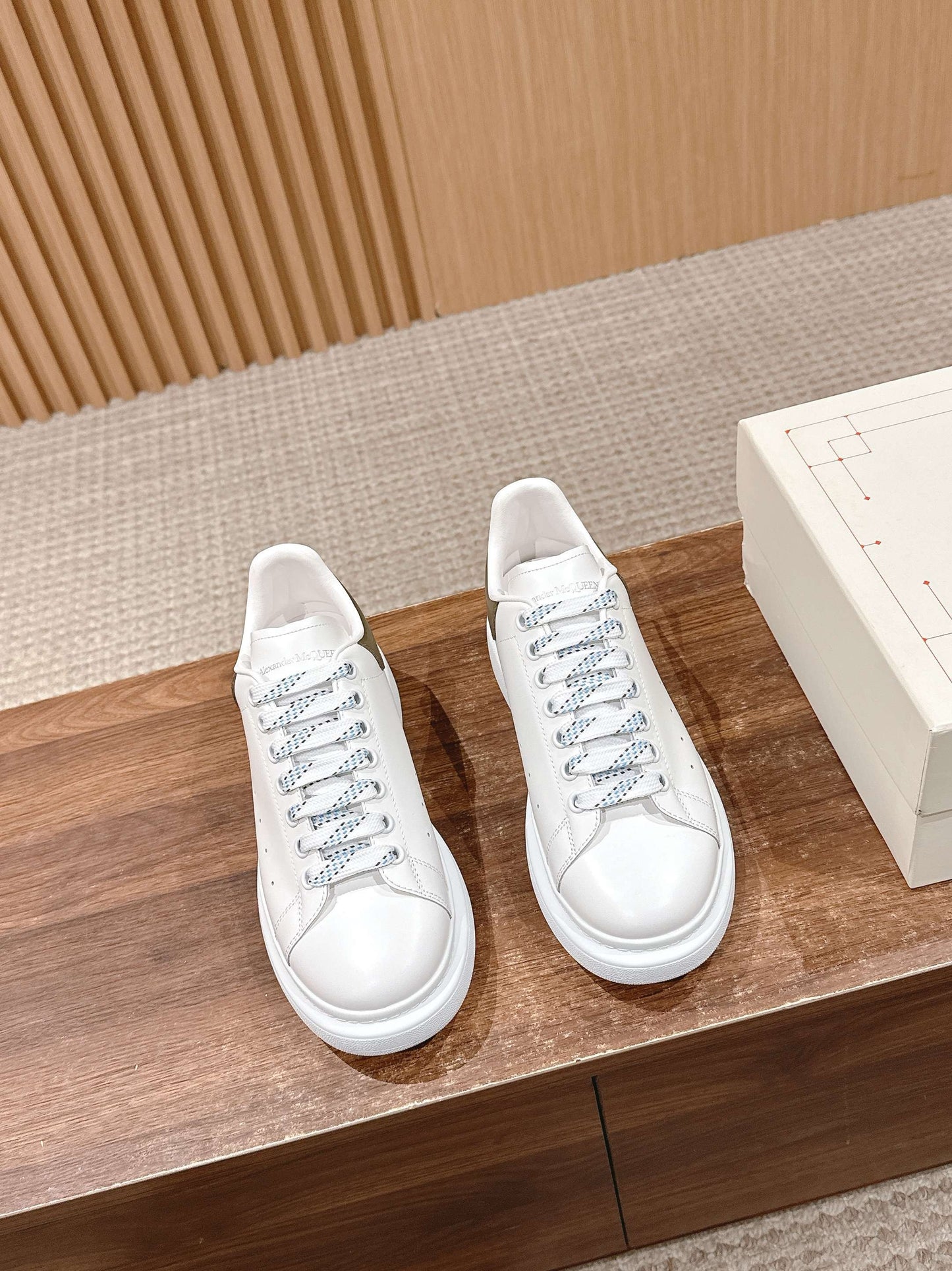 Alexander McQueen Sneakers