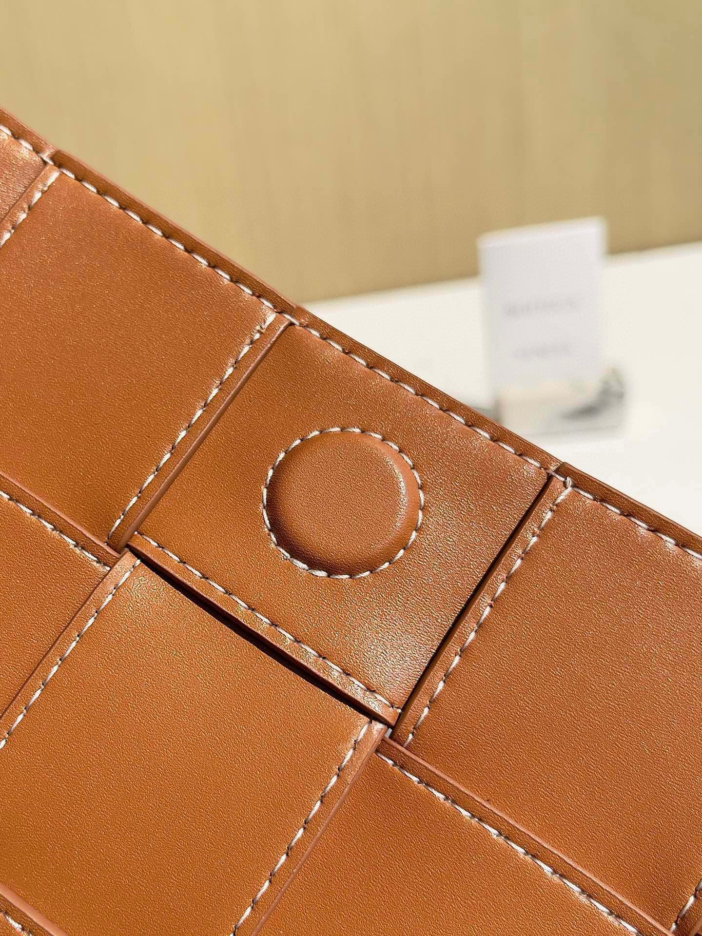 Bottega Veneta Cassatte Bag