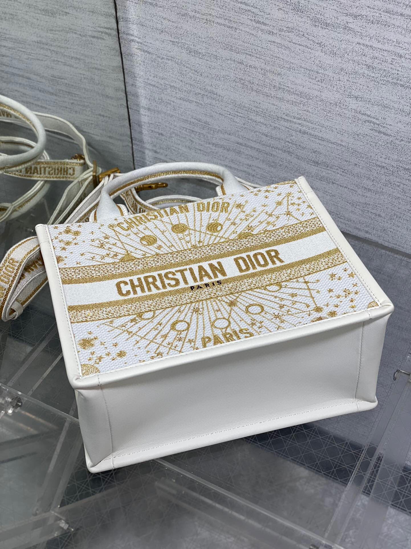 Dior Tote  26x12x21cm