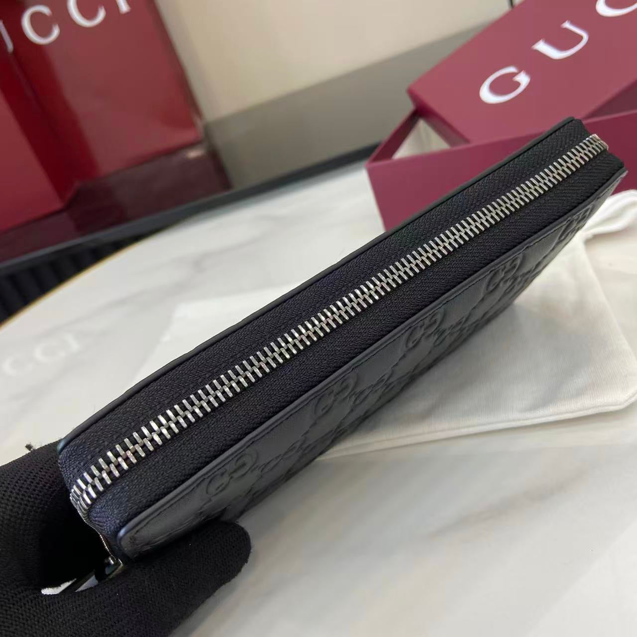 Gucci Long Zipped Wallet