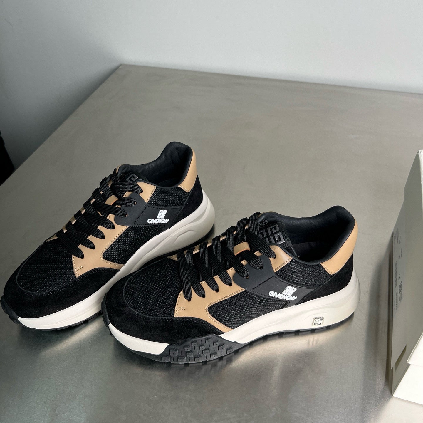 Givenchy Sneakers