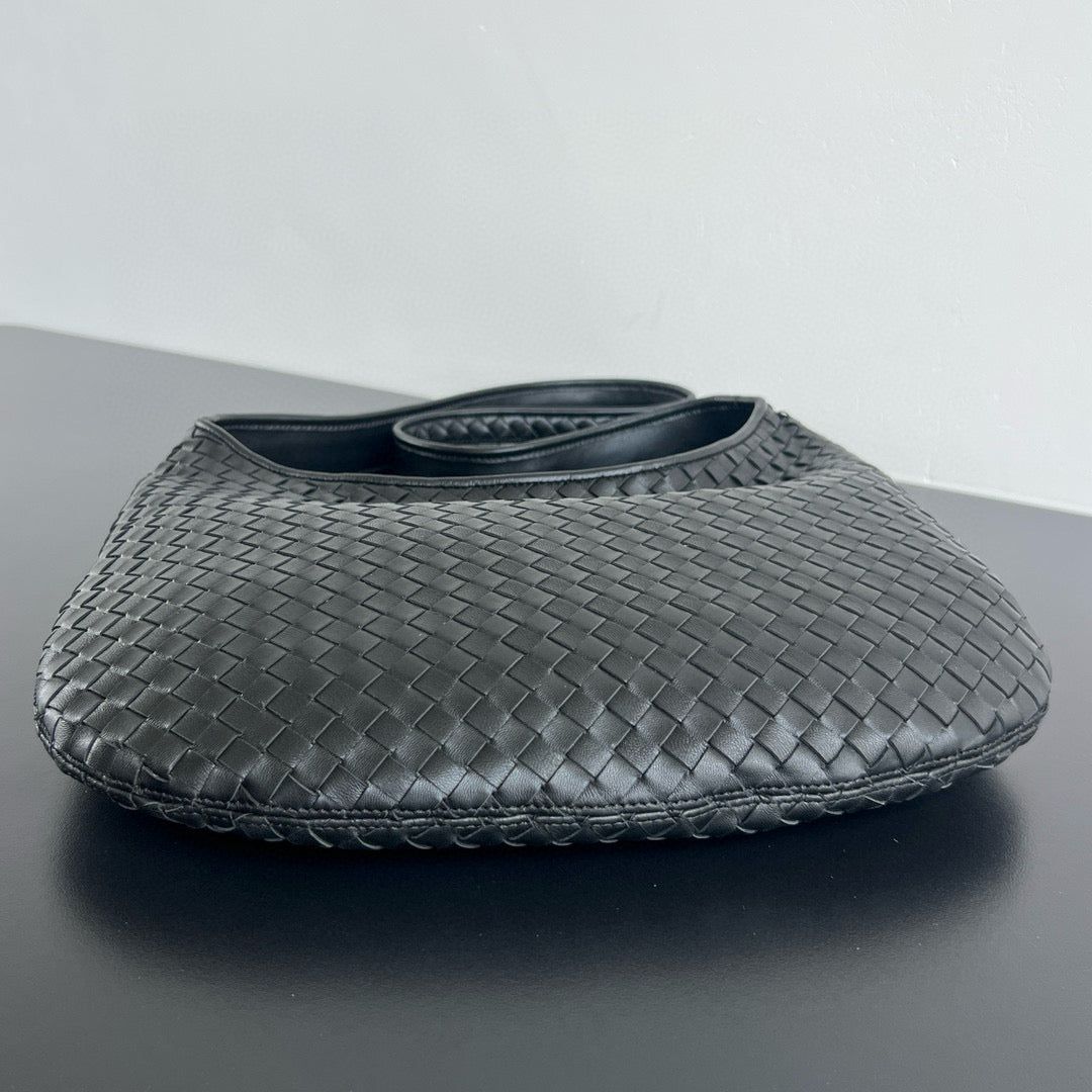 BV Woven Bag 38x24x2CM