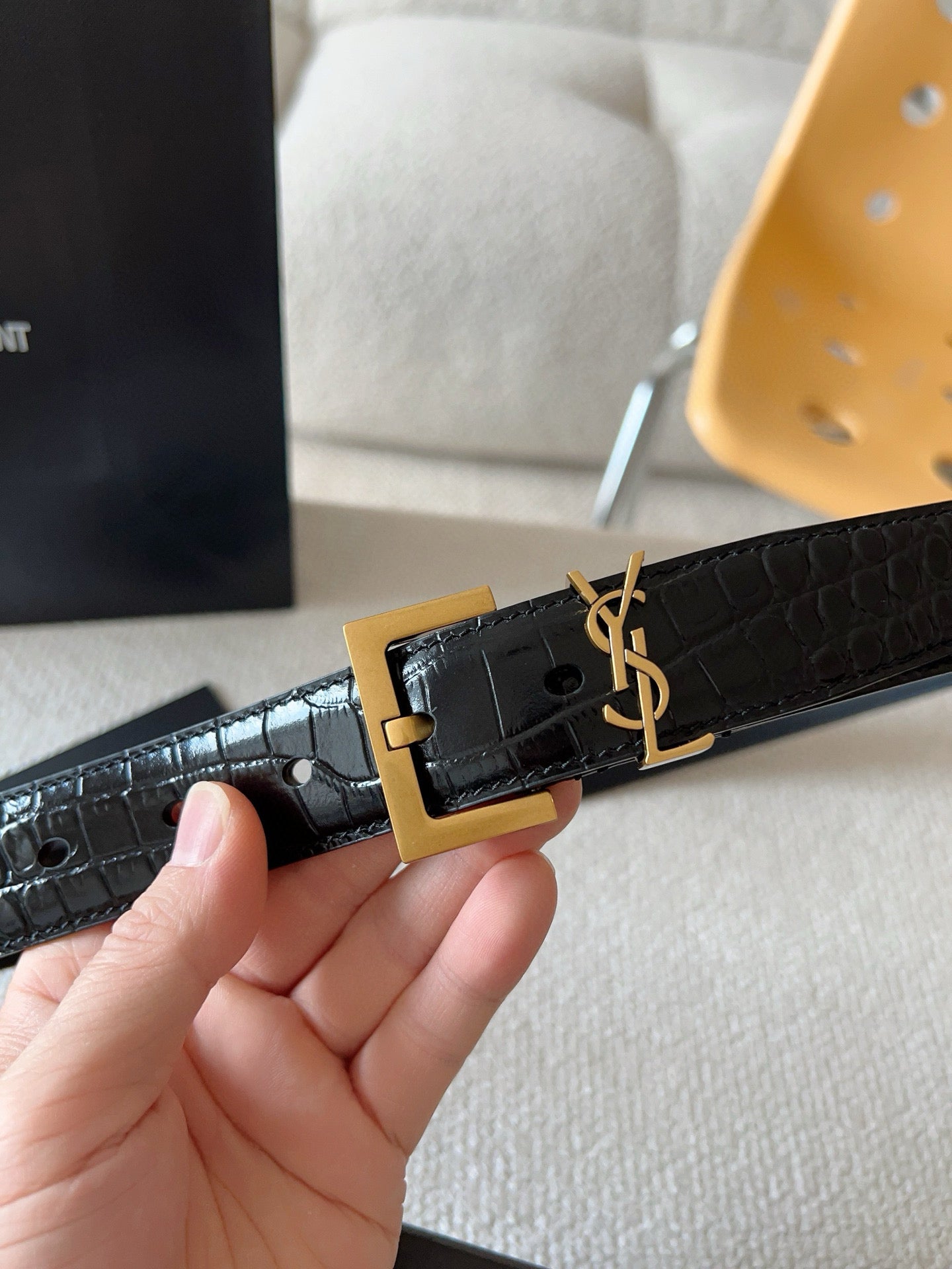 Saint Laurent Belt