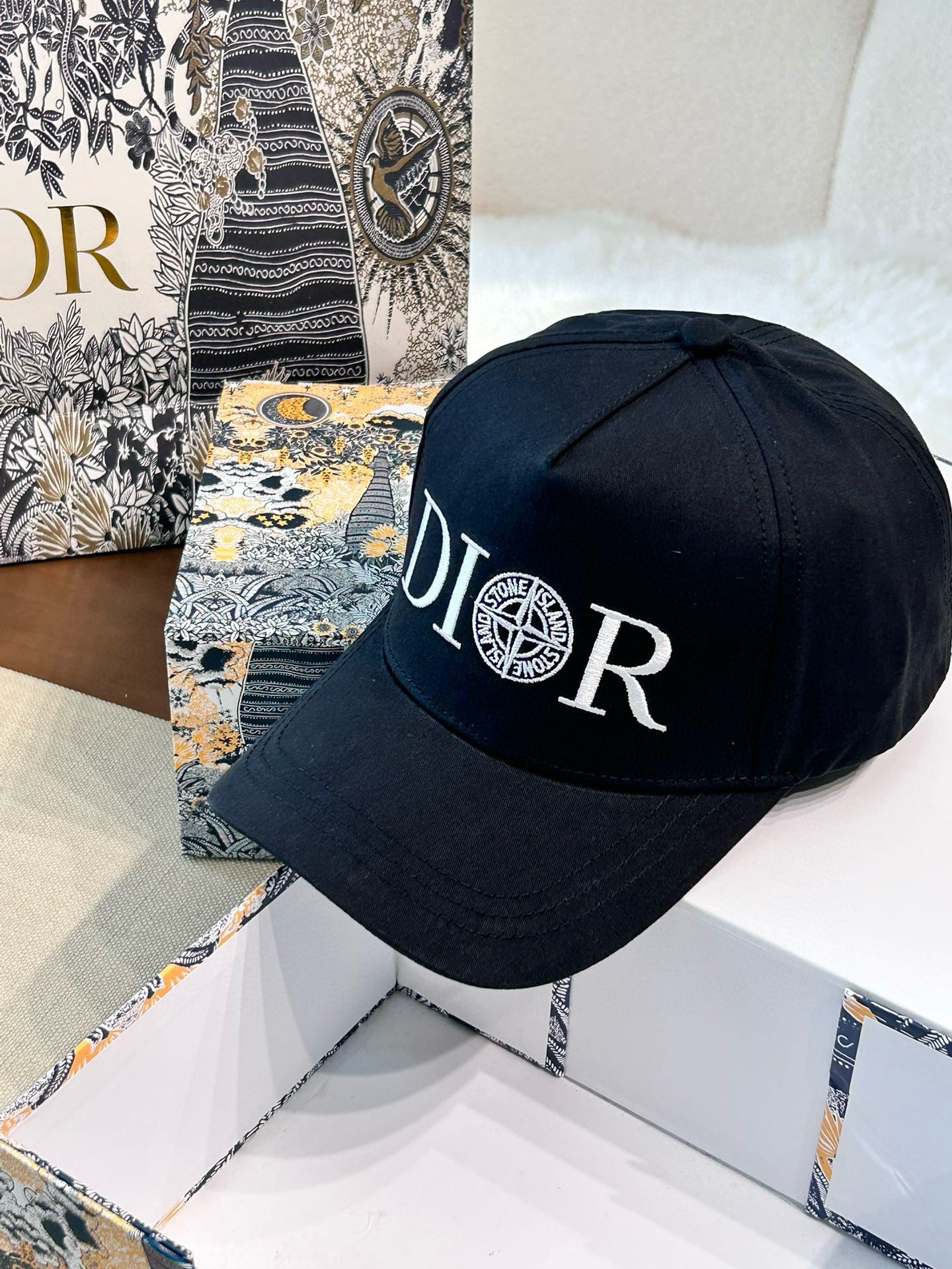 Dior Cap