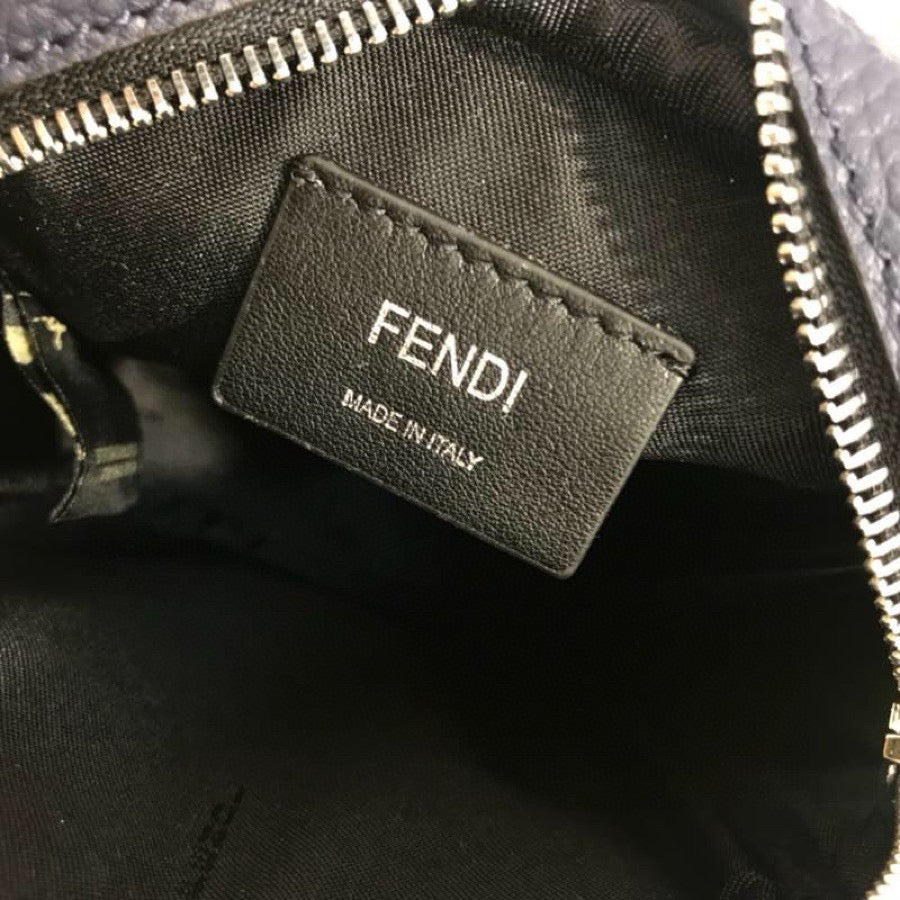 FENDI SLING BAG 14*4*19