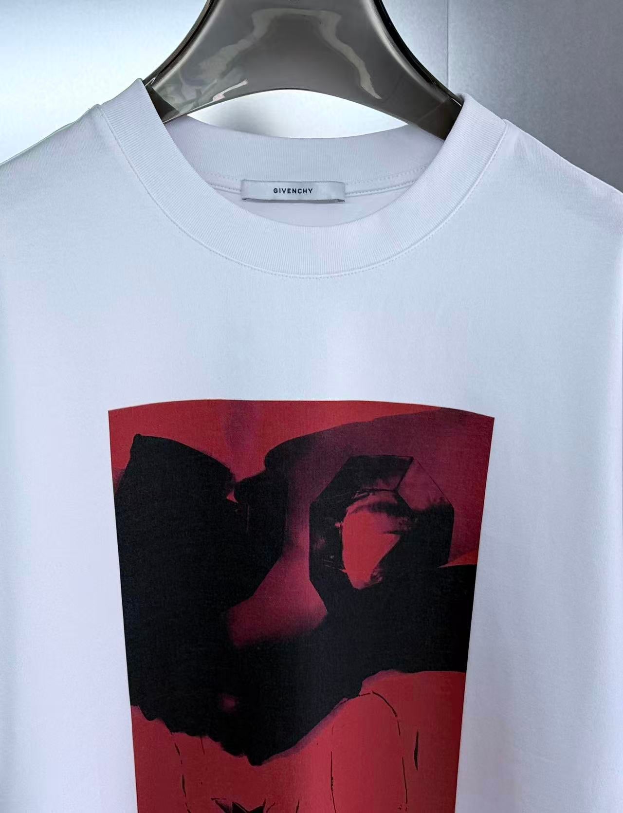 Givenchy T-Shirt