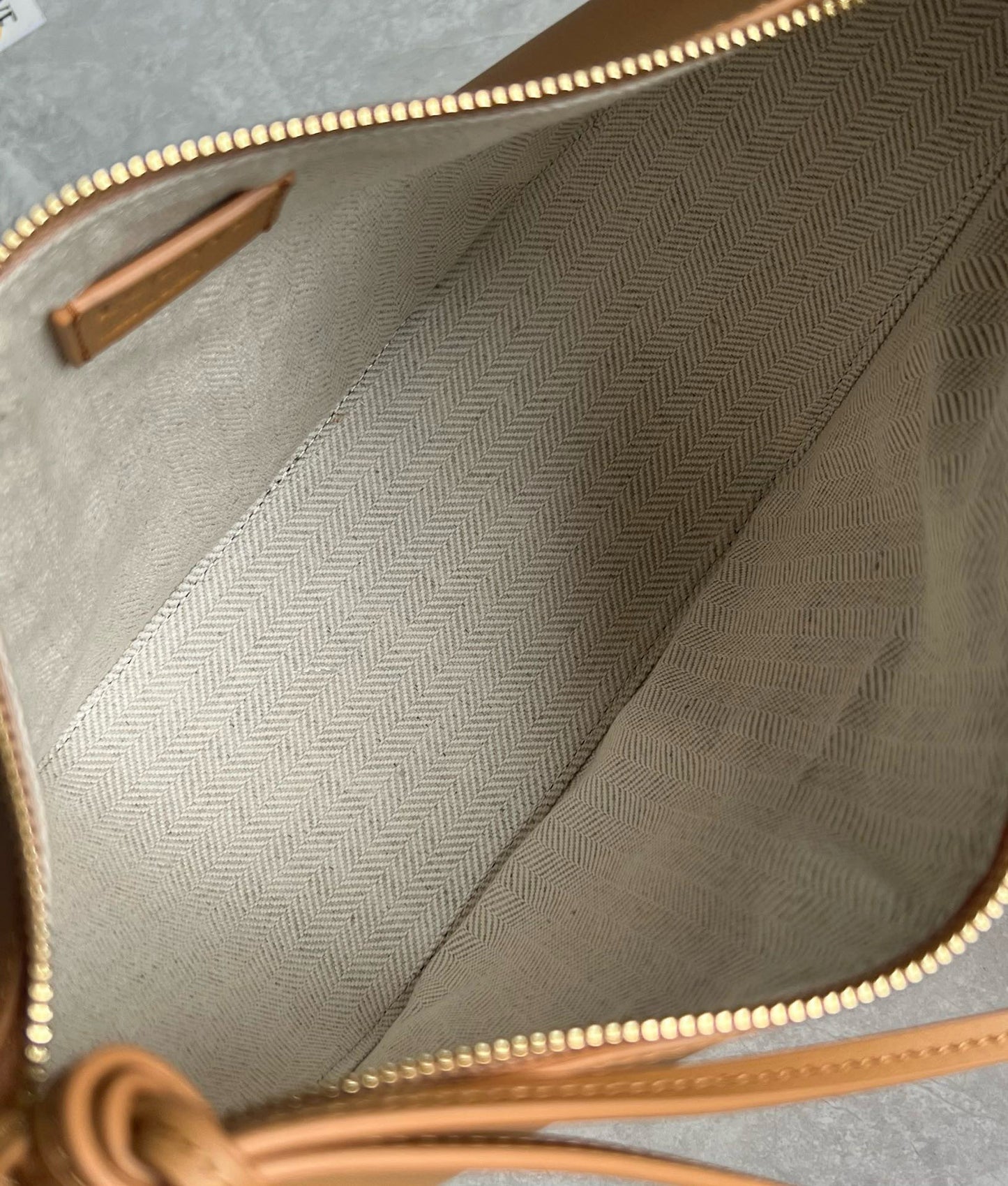 Loewe Puzzle Shoulder Bag(28x17x9.5cm)