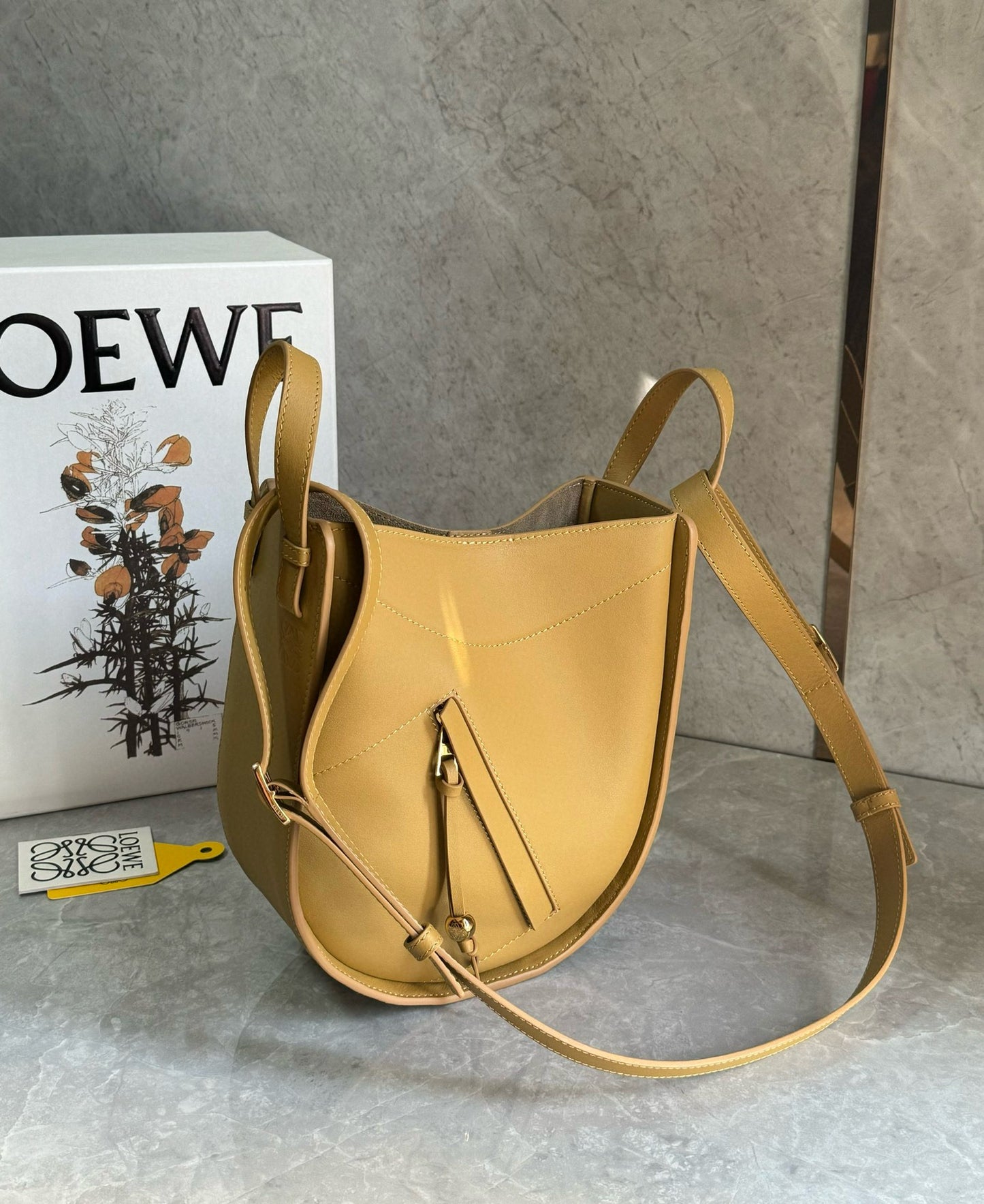 Loewe Hammock