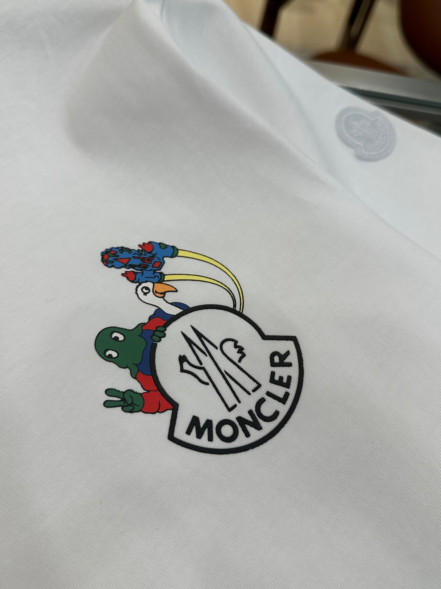 Moncler T-shirt