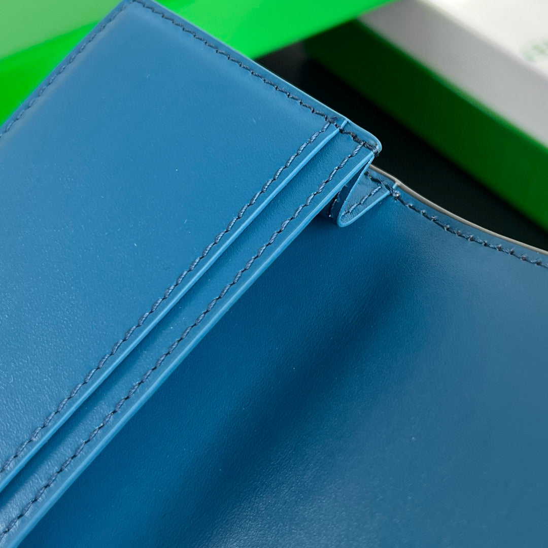 Bottega Veneta Wallet