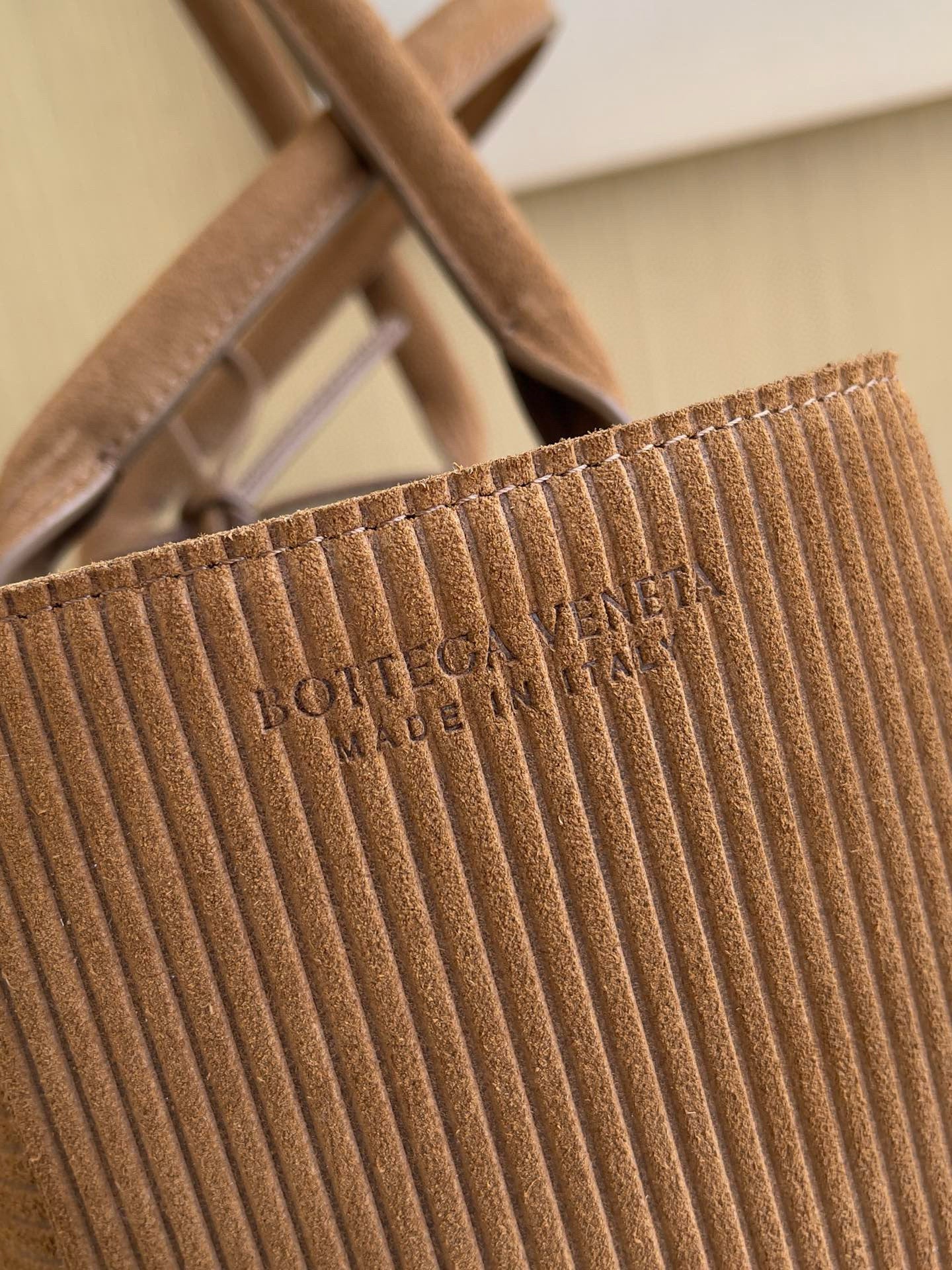 BV Arco Tote Bag