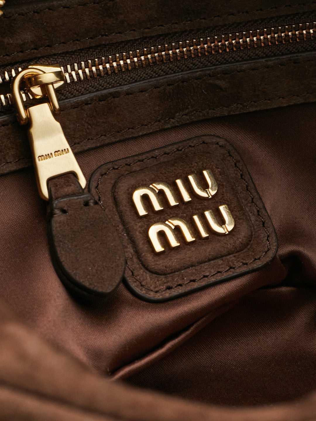 Miu Miu Bowling Bag 22x10.5x7.5cm