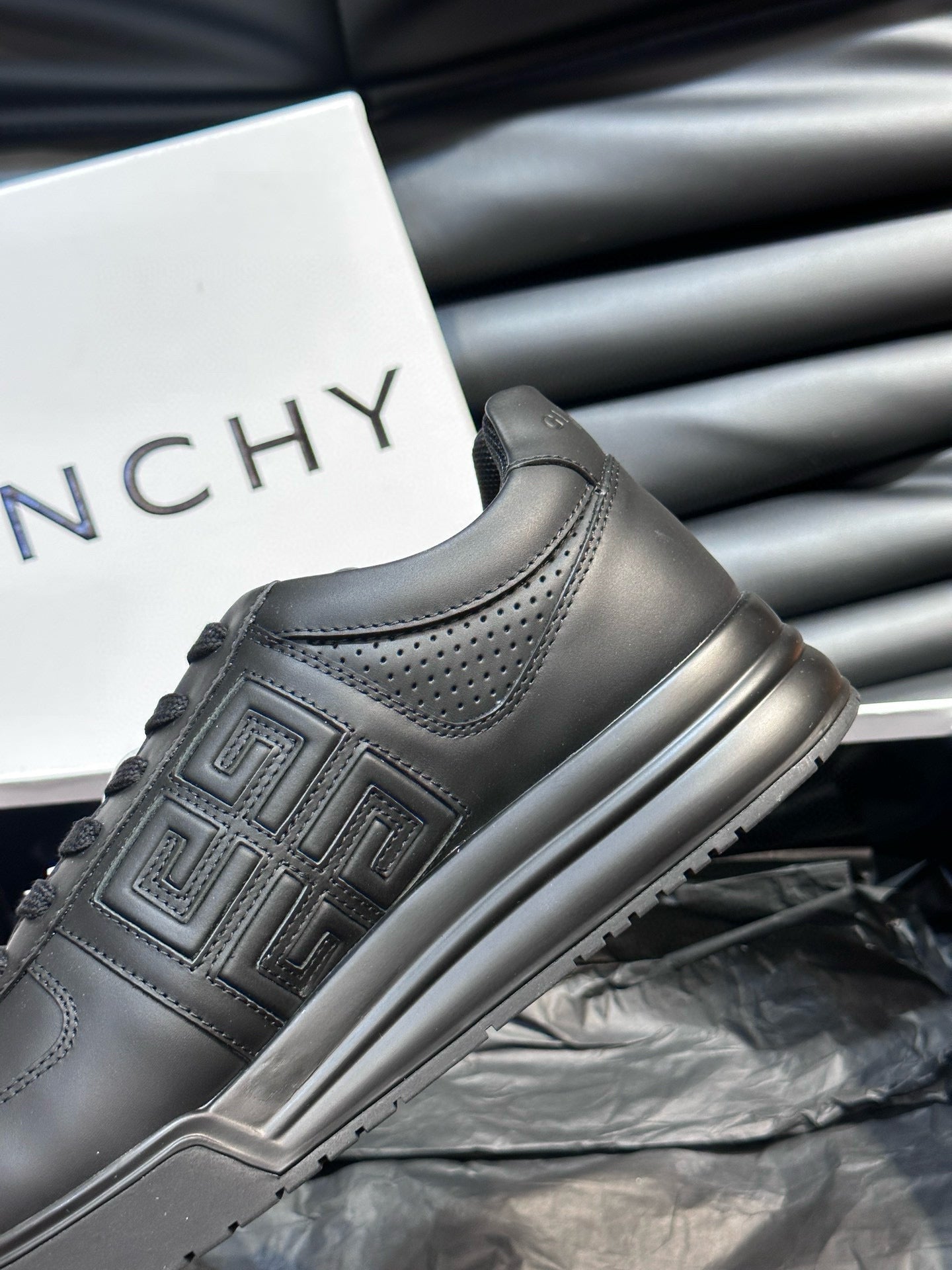 Givenchy Sneakers