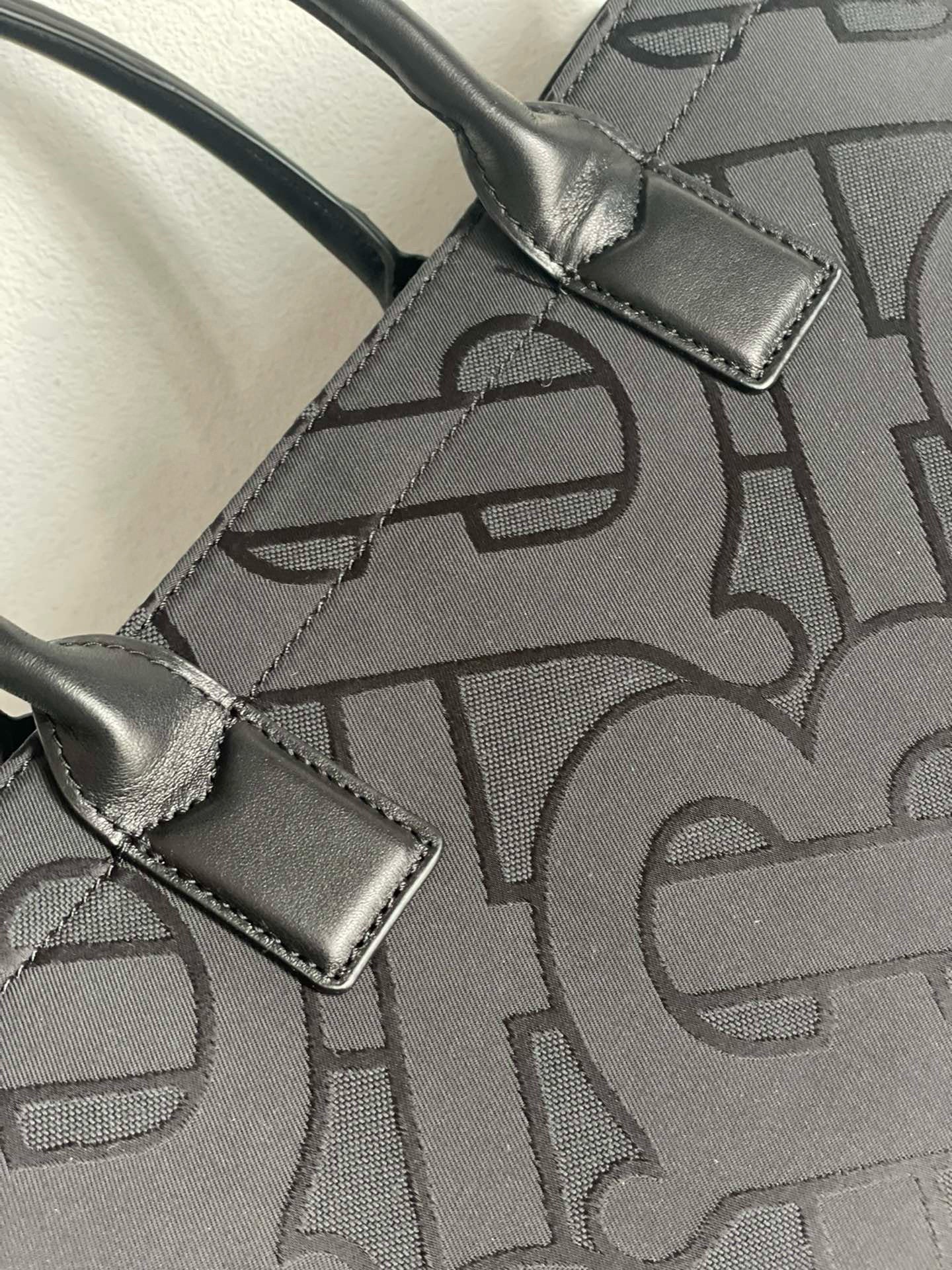 Burberry Tote Bag