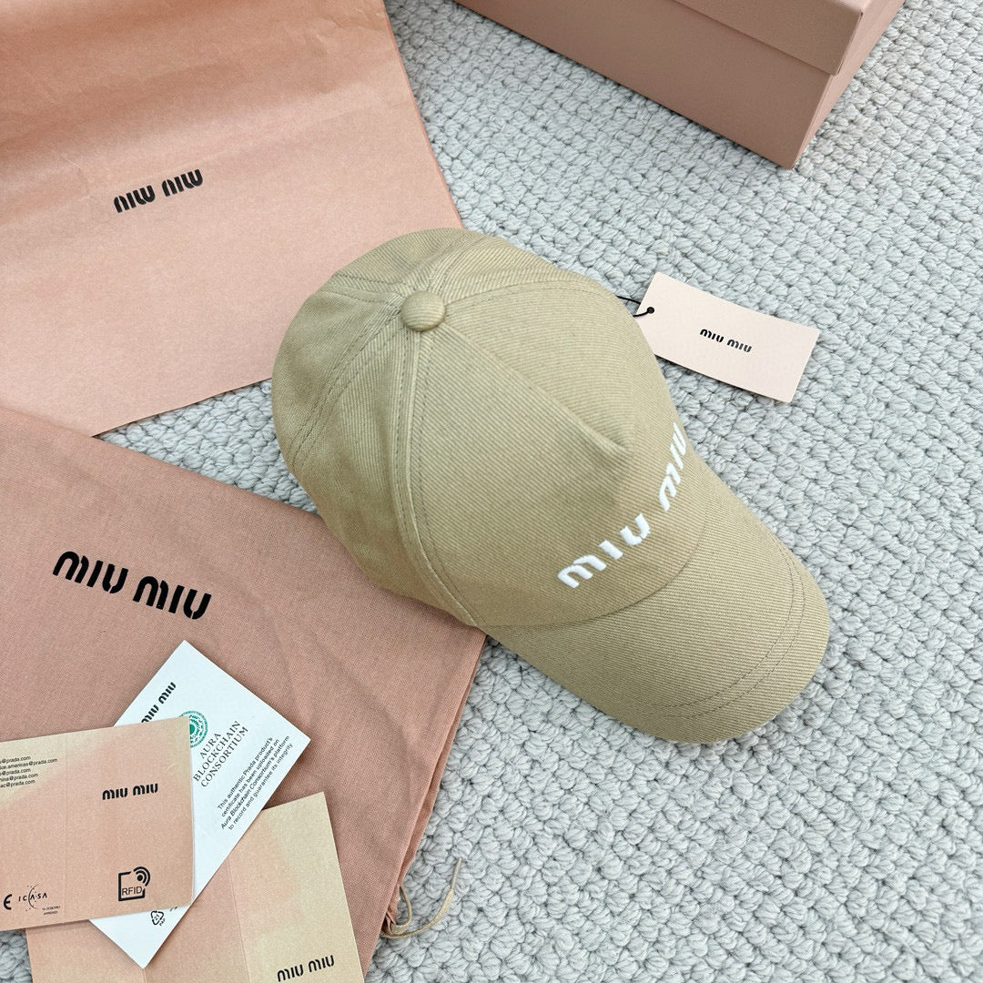 Miu Miu Cap