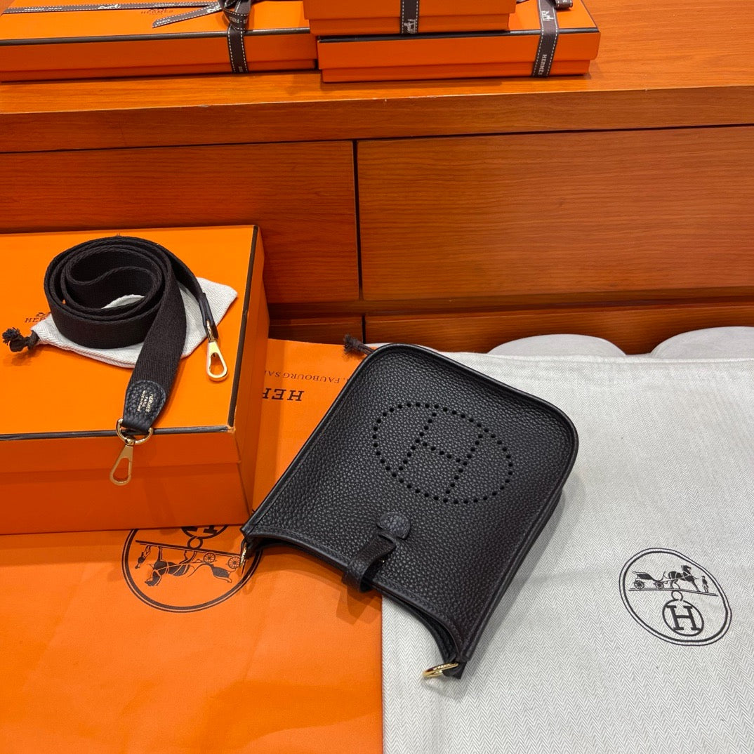 Hermes Evelyne 17