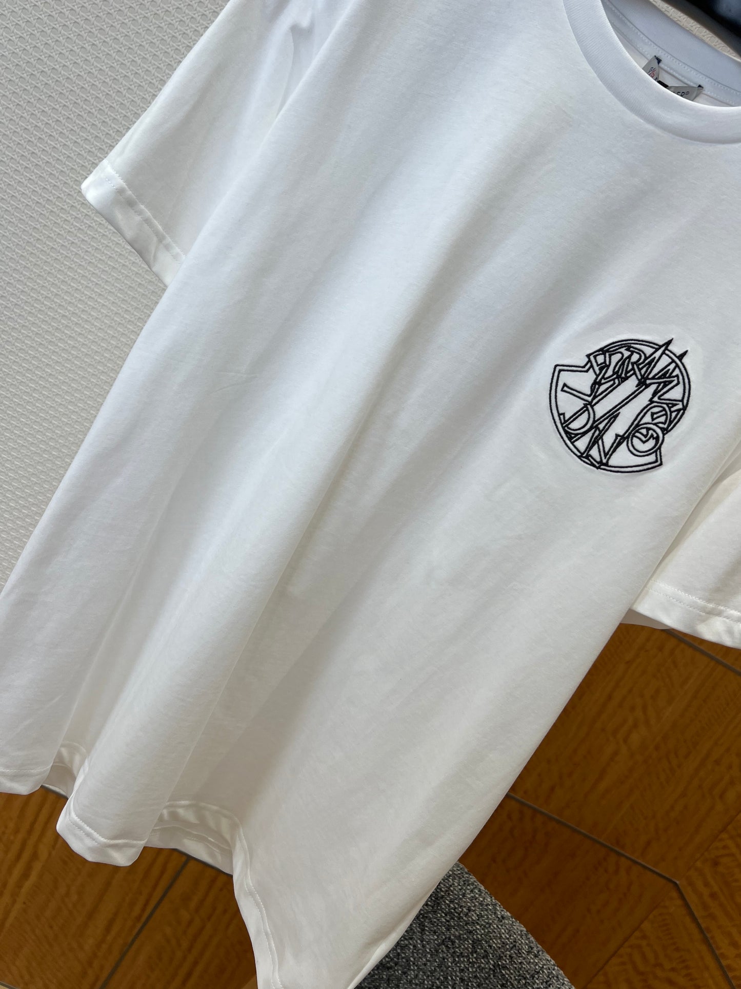 Moncler T-shirt