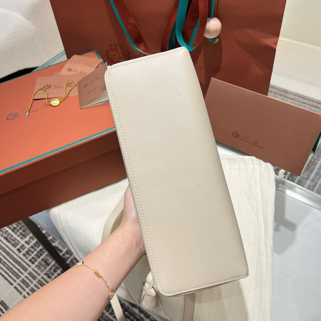 Loro Piana Extra Bag 27