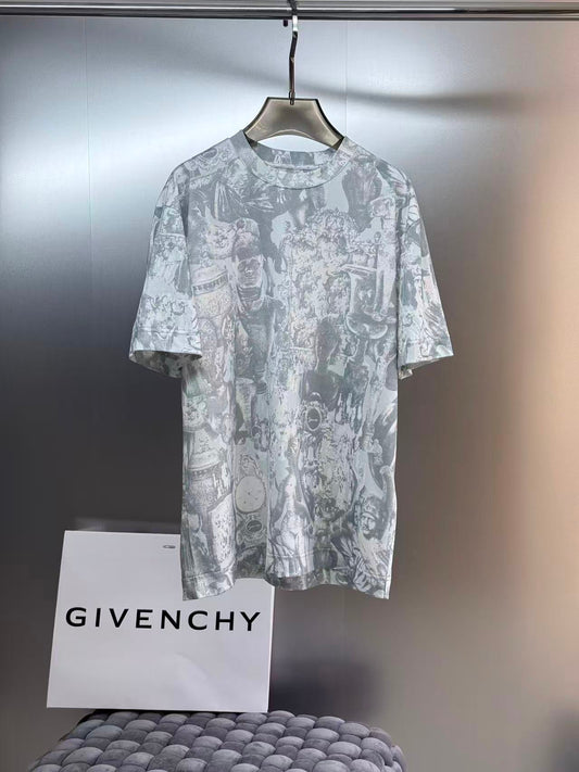 Givenchy T-Shirt
