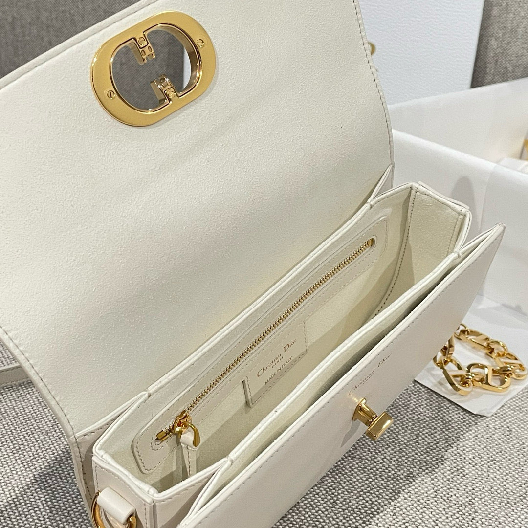 Dior Montaigne Bag