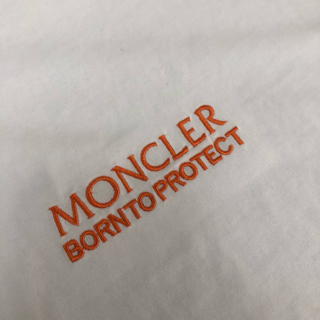 Moncler T-shirt