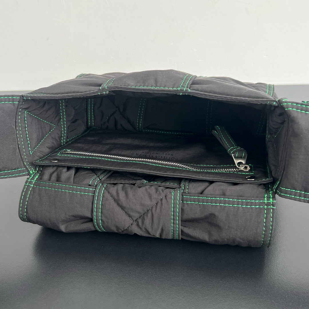 BV Bag 23x14x7.5 CM