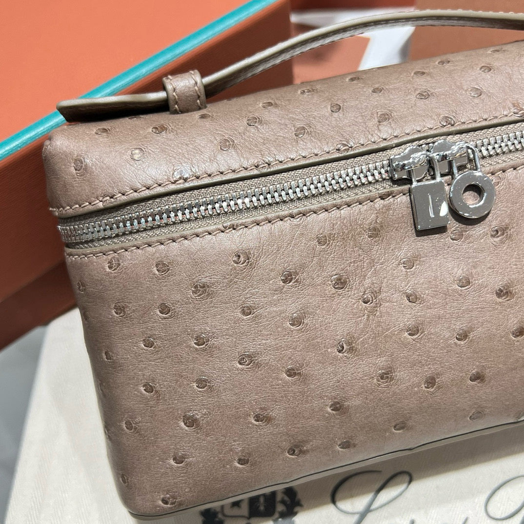 Loro Piana 19 Bag 19x7x12cm