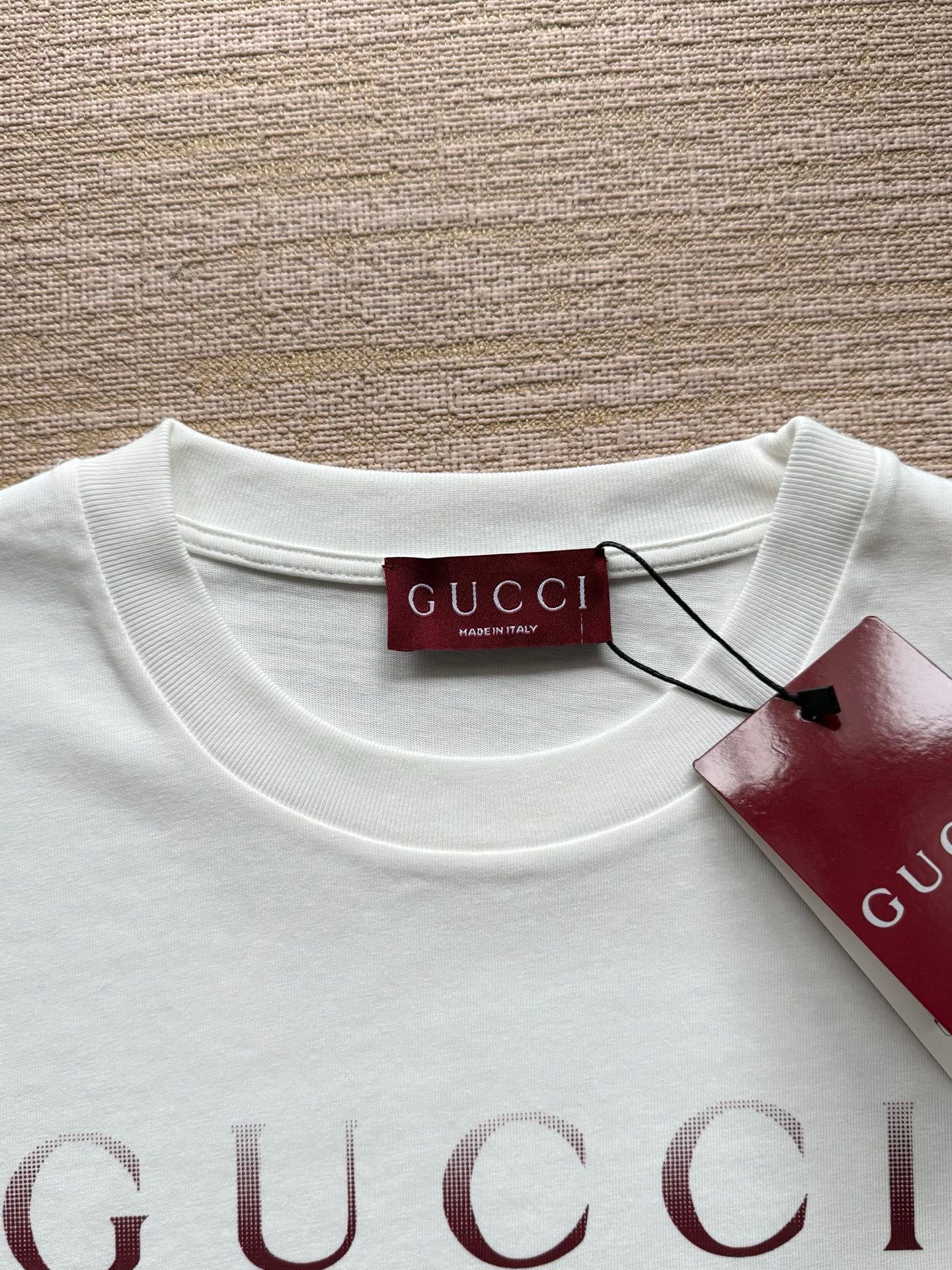 Gucci T-Shirt