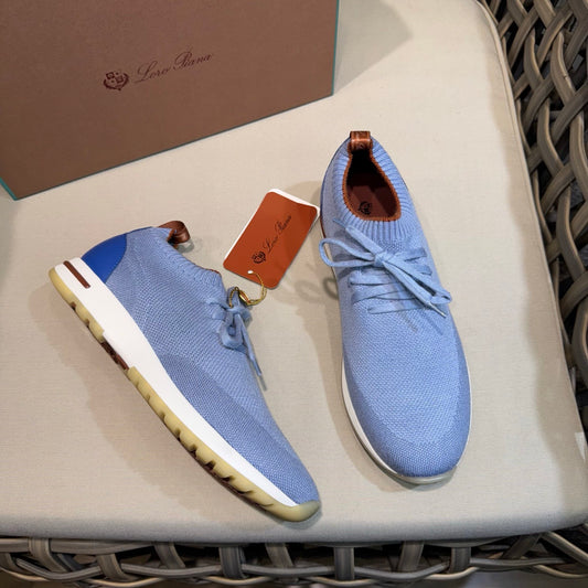 LP Sneakers