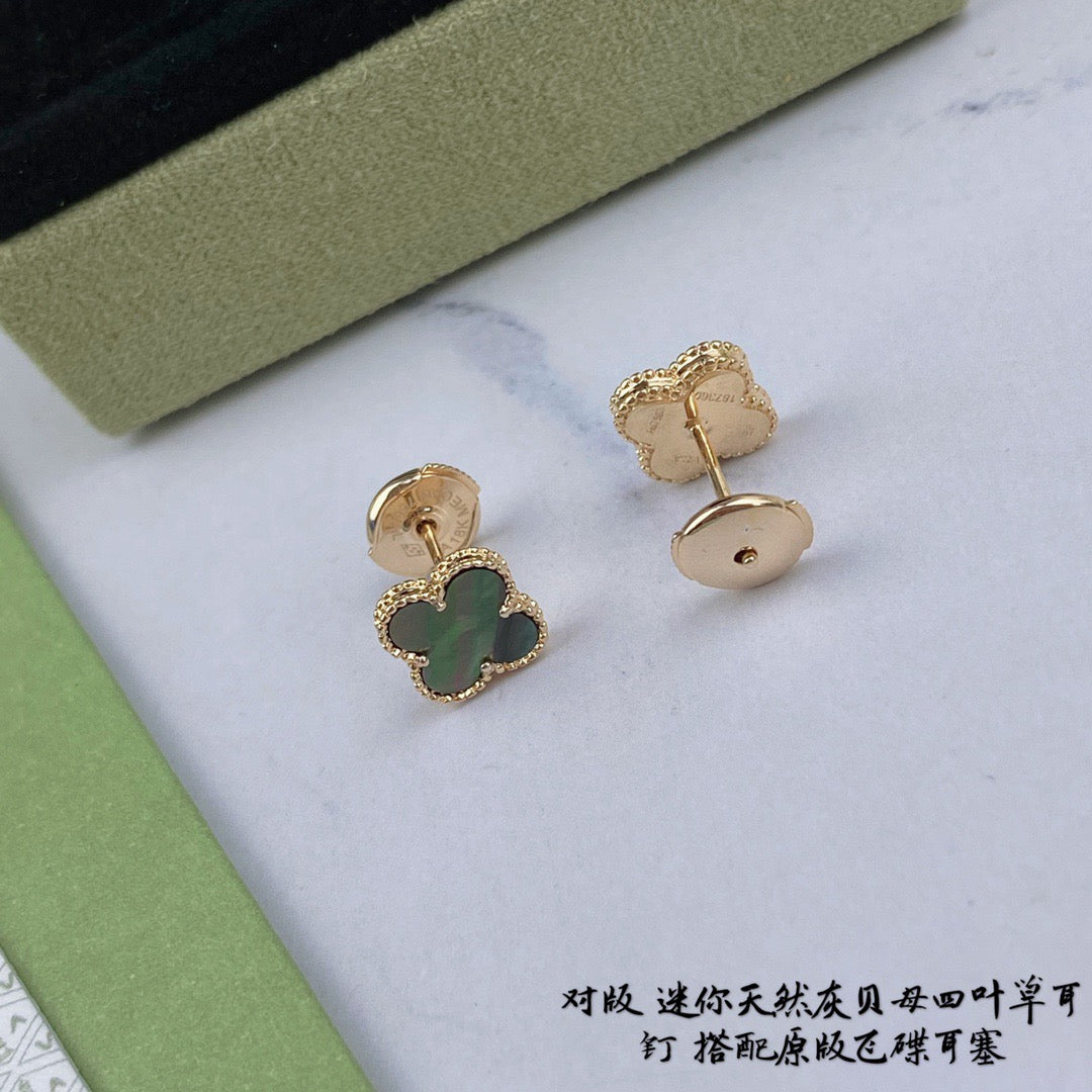 Van Cleef & Arpels Earrings