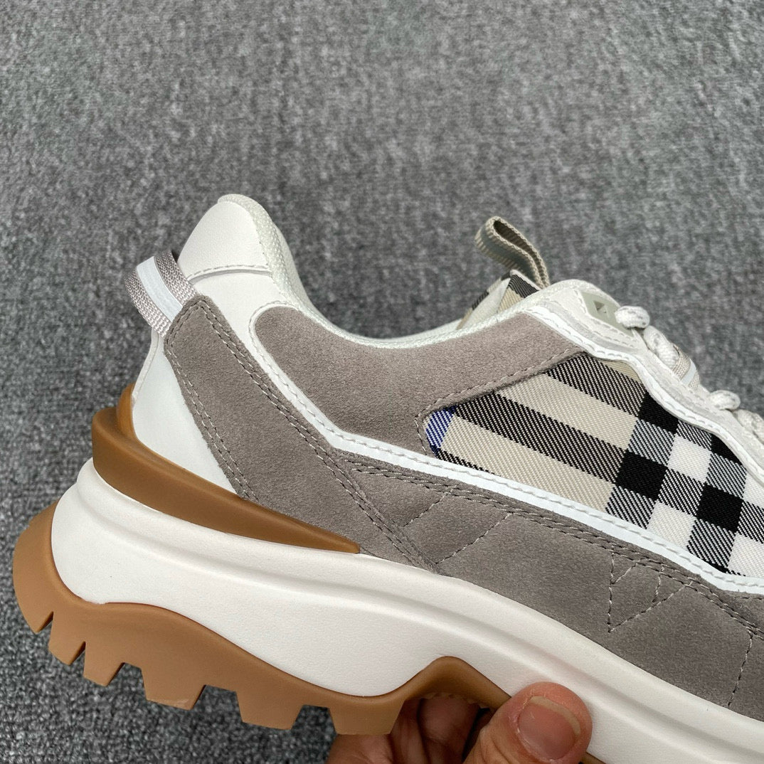 Burberry Sneakers