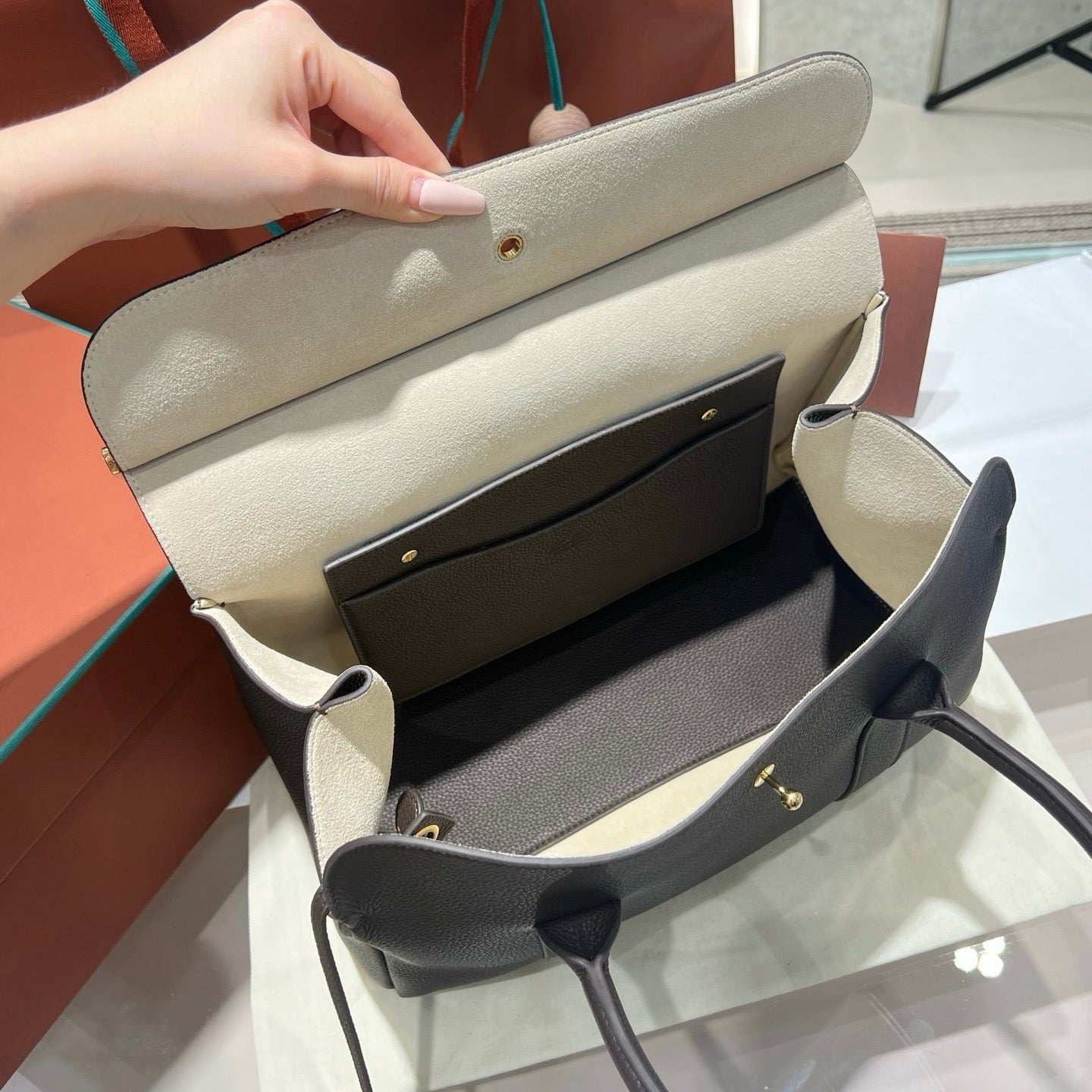 LP Loom L32 Handbag