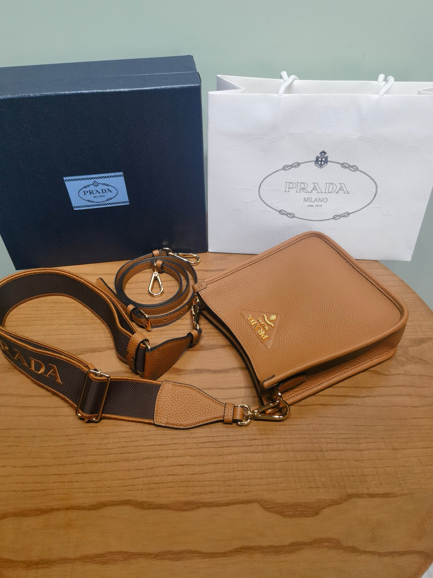 PD Arque Shoulder Bag 19x20x6cm