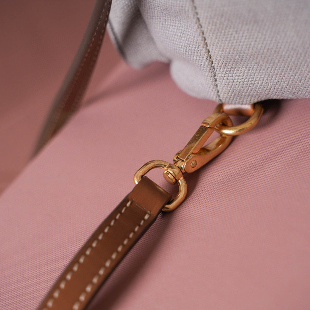 Miu Miu Backpack 22x18x11.5cm