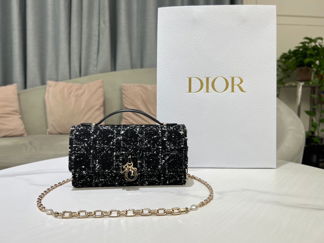 Dior Lady Top Handle Pouch (21cm)