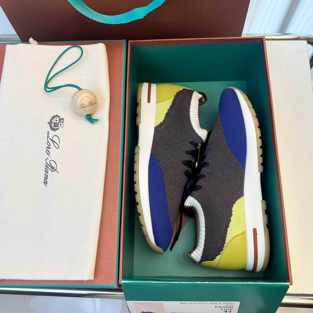 LP Sneakers