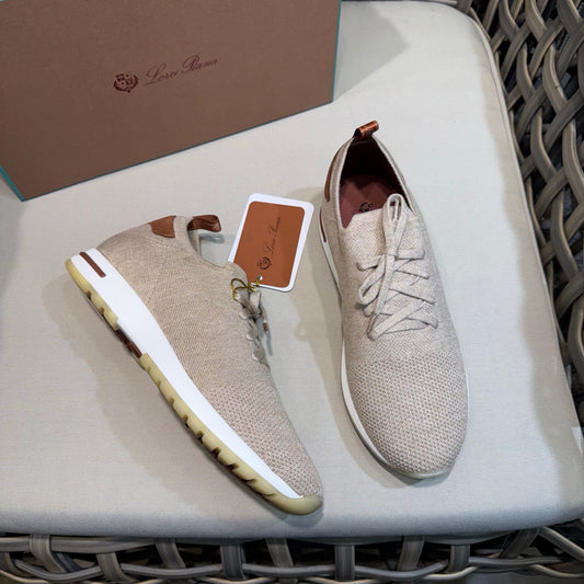 LP Sneakers