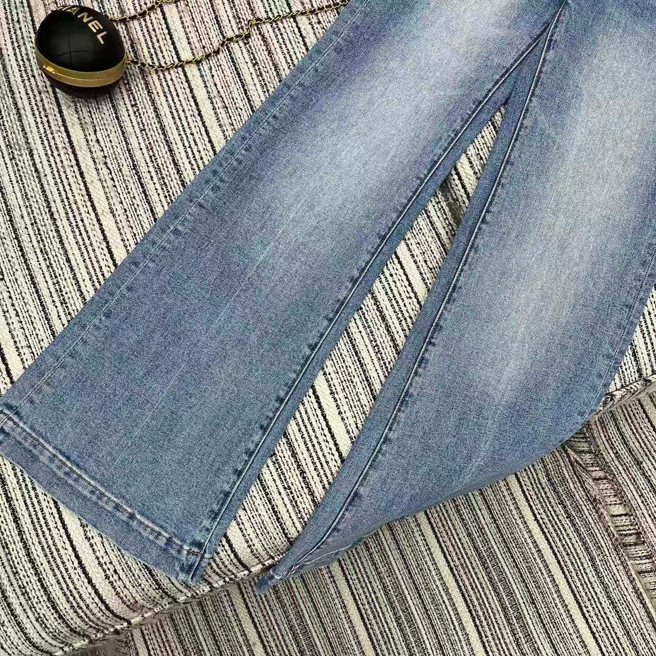 Chanel Jeans