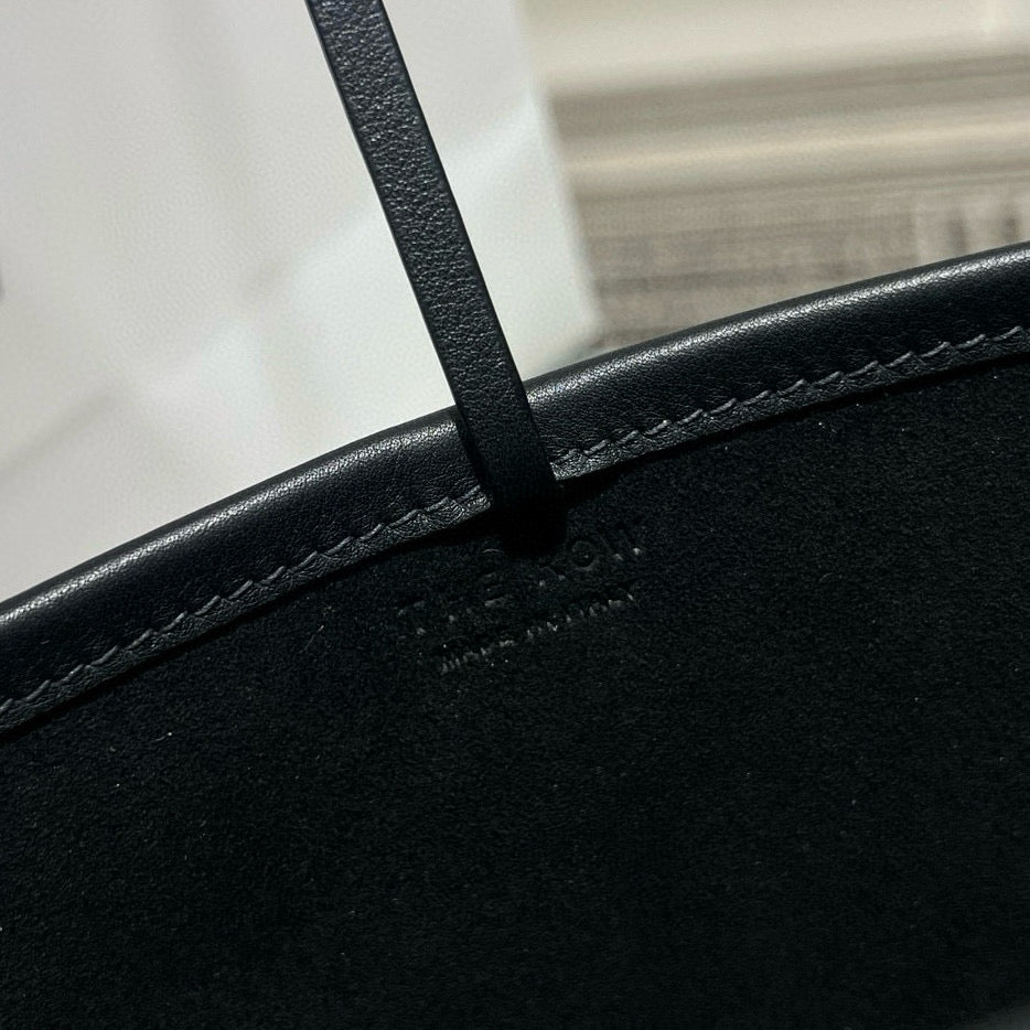 The Row Bucket Bag(30CM*28CM*15.5CM)