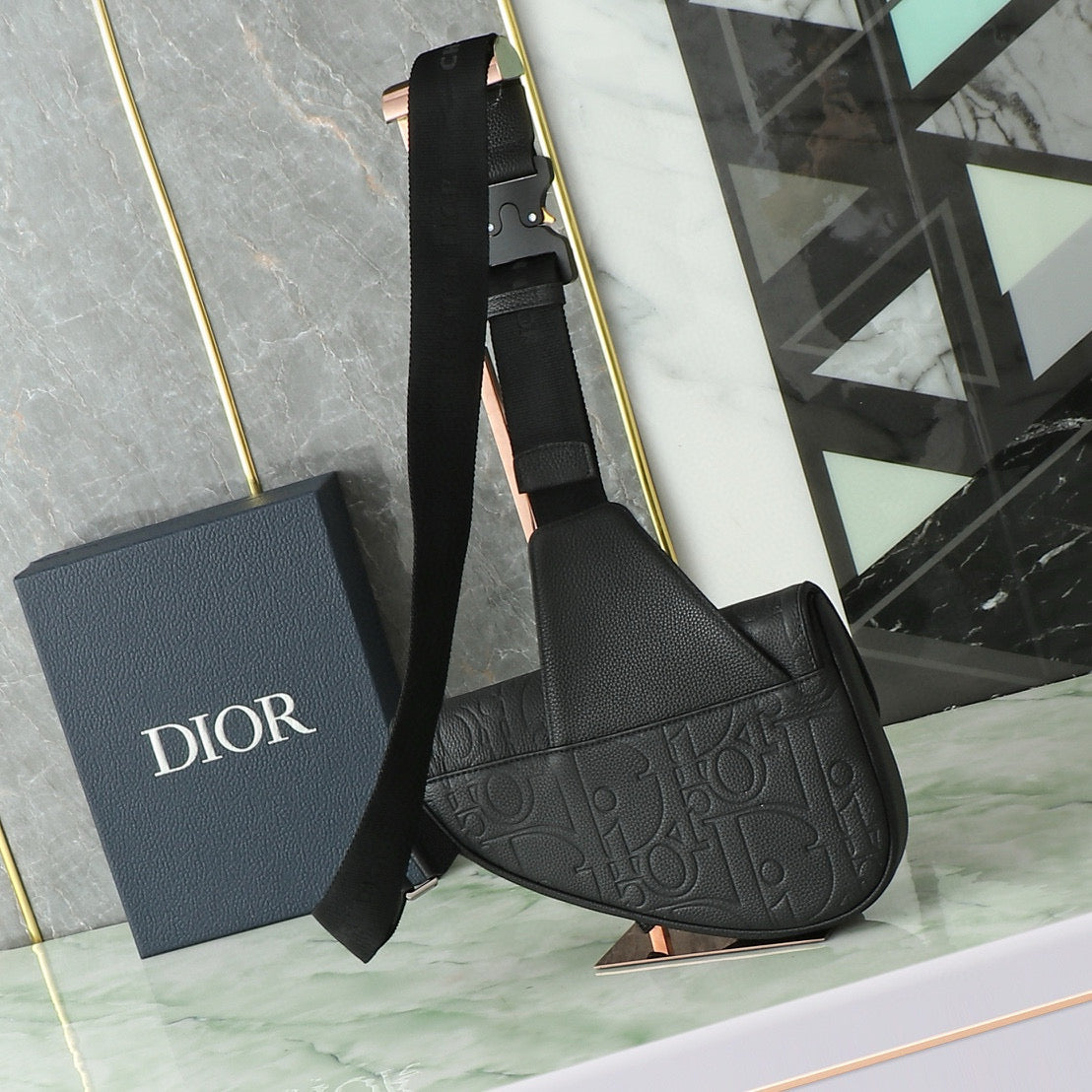 Dior Gravity Saddle Bag