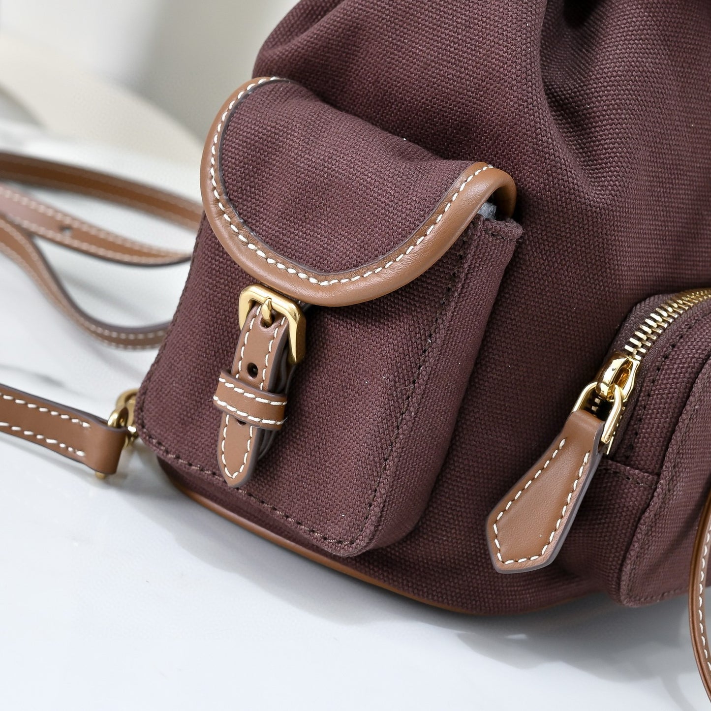Miu Miu Backpack 22x18x11.5cm
