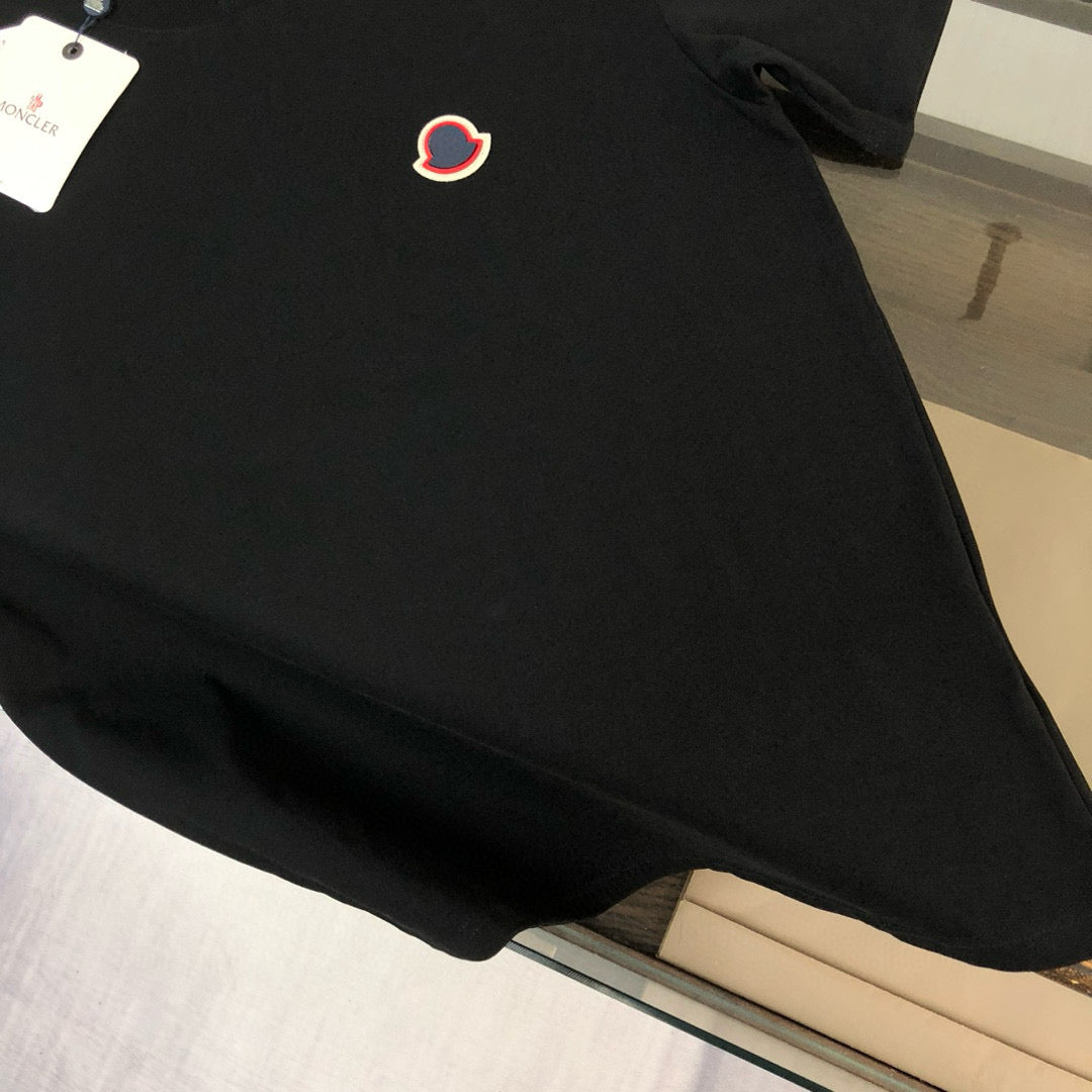 Moncler T-shirt