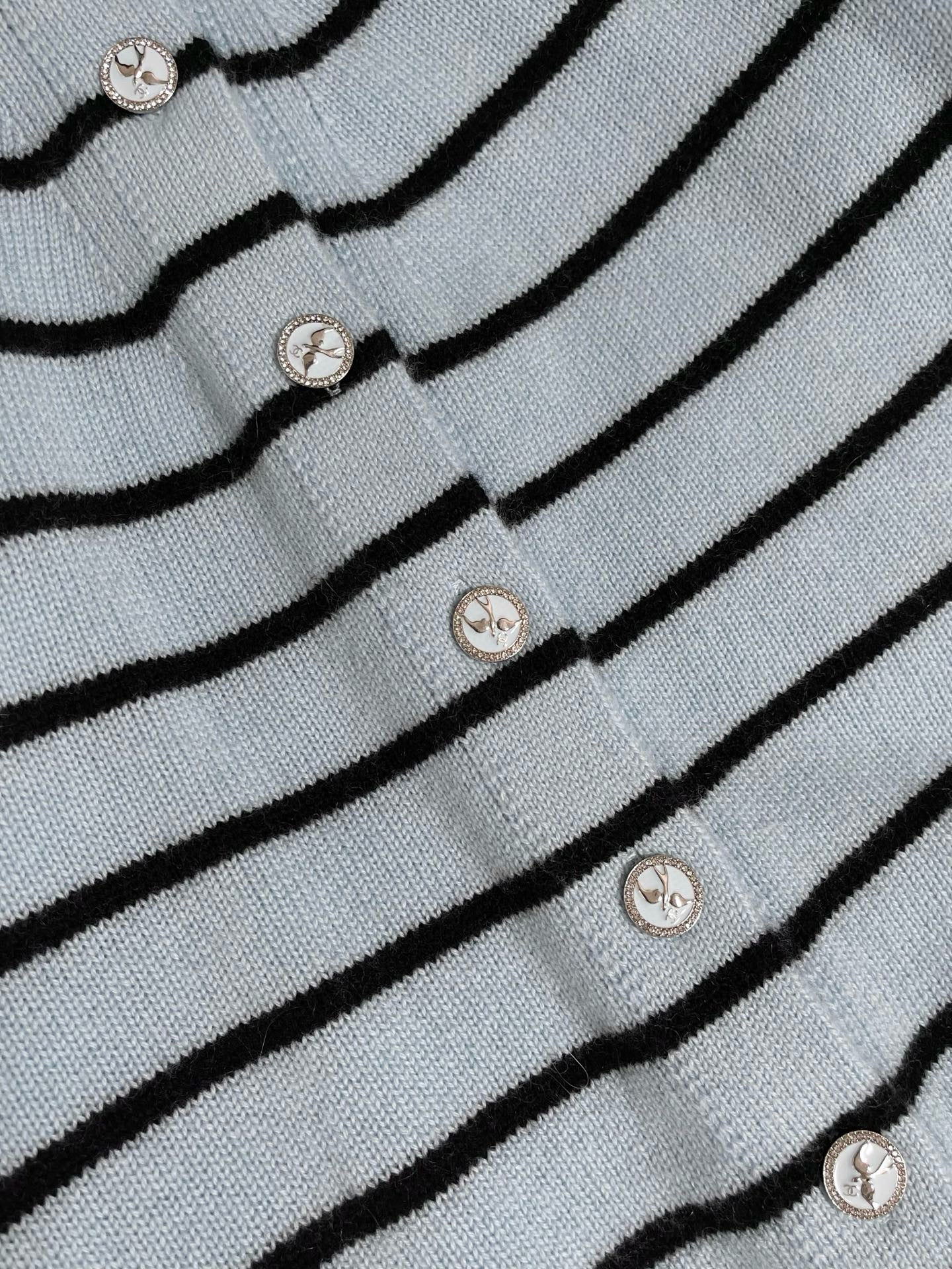Chanel Crewneck Knit Cardigan